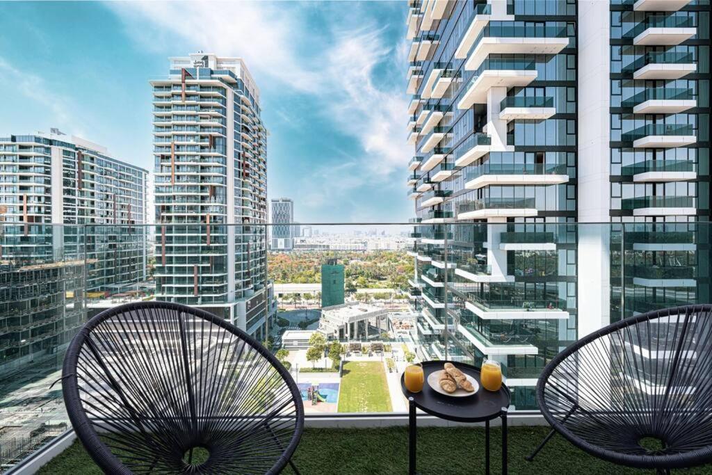 ドバイChic 2 Bed Near Trade Centre With 5 Star Amenitiesアパートメント エクステリア 写真