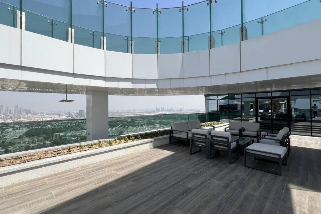 ドバイChic 2 Bed Near Trade Centre With 5 Star Amenitiesアパートメント エクステリア 写真