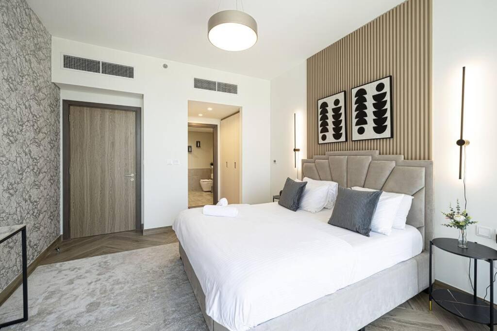 ドバイChic 2 Bed Near Trade Centre With 5 Star Amenitiesアパートメント エクステリア 写真