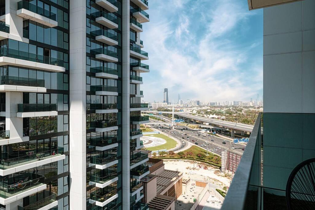 ドバイChic 2 Bed Near Trade Centre With 5 Star Amenitiesアパートメント エクステリア 写真
