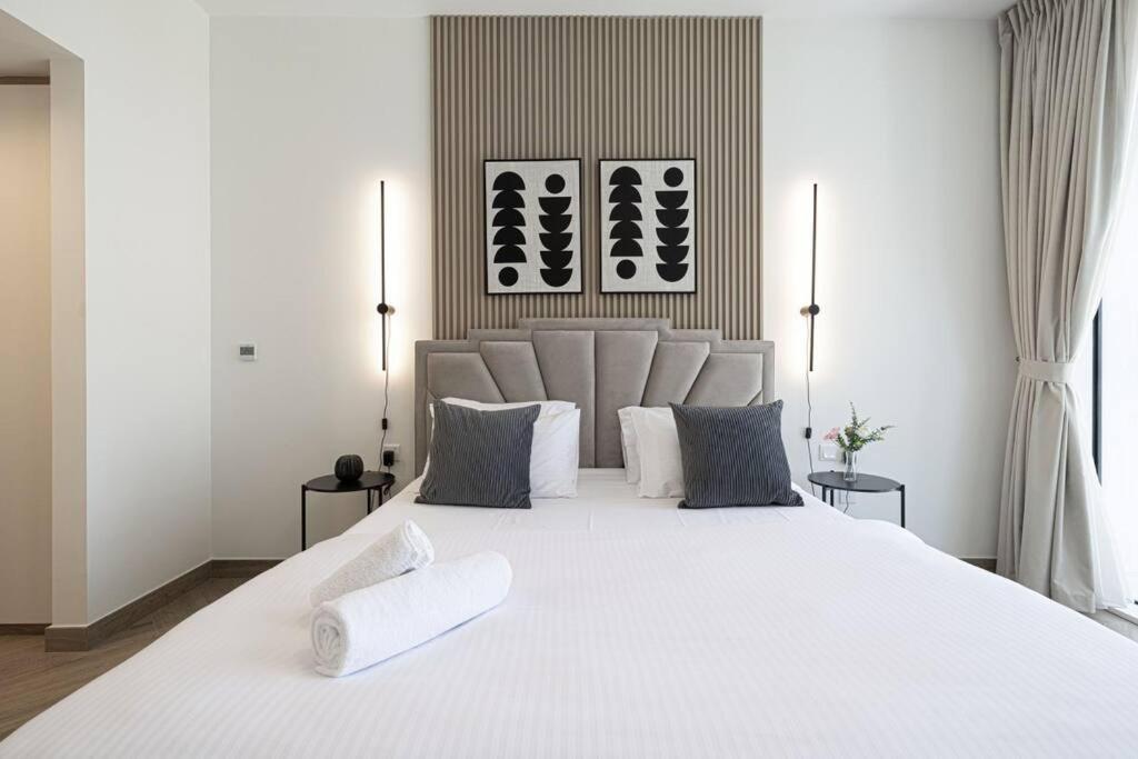ドバイChic 2 Bed Near Trade Centre With 5 Star Amenitiesアパートメント エクステリア 写真