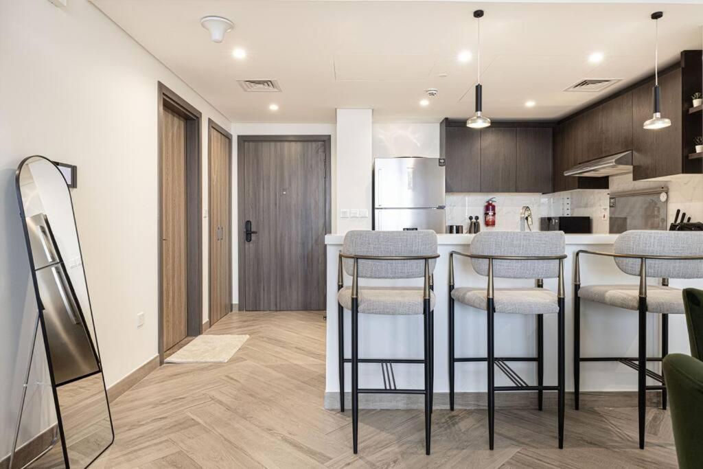 ドバイChic 2 Bed Near Trade Centre With 5 Star Amenitiesアパートメント エクステリア 写真